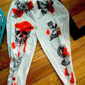 S T R E E T W E A R 🍊🐯🧡